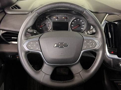 Used 2023 Chevrolet Traverse RS AWD/4WD image 11