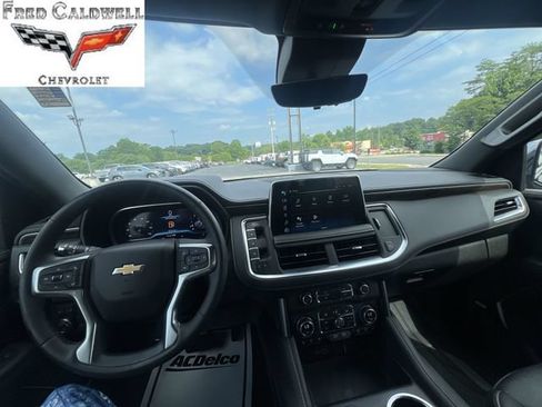 Used 2023 Chevrolet Tahoe Premier AWD/4WD image 10