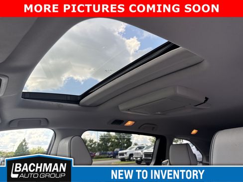 Used 2023 Honda Odyssey Elite image 11