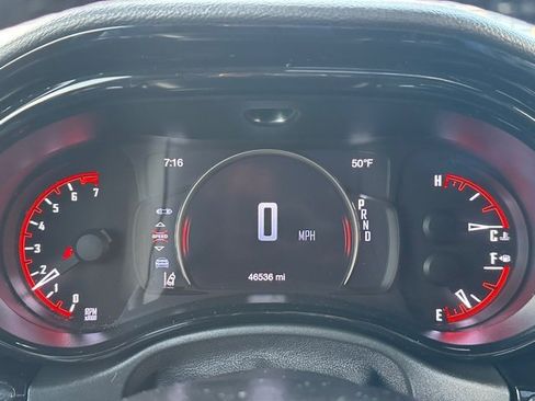 Used 2022 Dodge Durango GT image 40