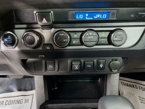 Used 2023 Toyota Tacoma TRD Off-Road AWD/4WD image 22