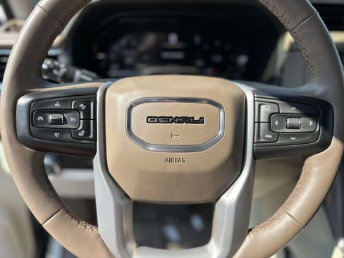 Certified 2023 GMC Yukon XL Denali AWD/4WD image 14