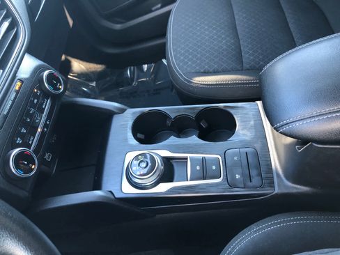 Used 2025 Ford Escape Active AWD/4WD image 23