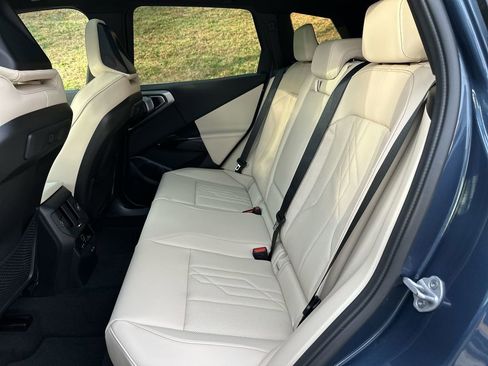 New 2026 BMW X3 xDrive30 w/ Premium Package image 25