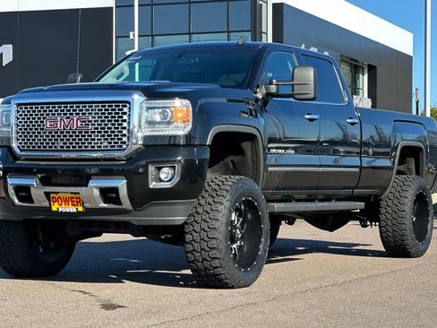 Used 2015 GMC Sierra 3500 Denali image 8
