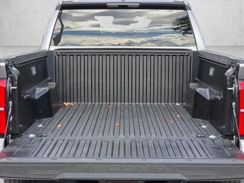 Certified 2025 Toyota Tacoma SR5 image 6