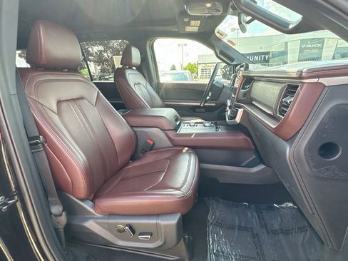 Used 2024 Ford Expedition Max Limited image 29
