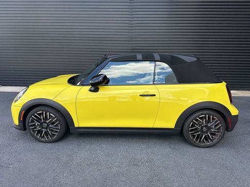 Used 2025 MINI Cooper S image 2