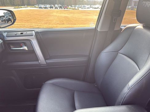 Used 2022 Toyota 4Runner TRD Sport w/ Technology Package image 24