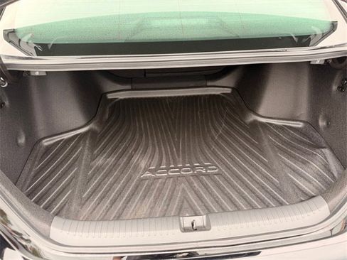 Used 2024 Honda Accord Sport image 6