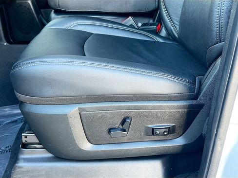 Used 2024 RAM 2500 Big Horn image 18