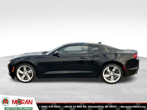 Used 2022 Chevrolet Camaro LT w/ Technology Package image 3