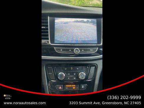 Used 2021 Buick Encore Preferred w/ Safety Package AWD/4WD image 34