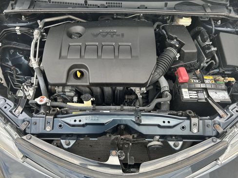 Used 2017 Toyota Corolla XSE w/ Carpet Mat Package (TMS) FWD image 13