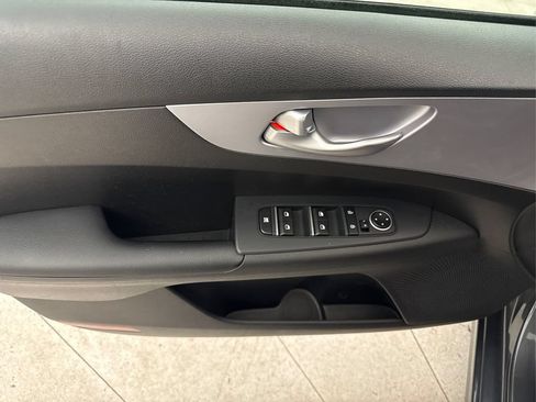 Used 2024 Kia Forte LXS FWD image 26