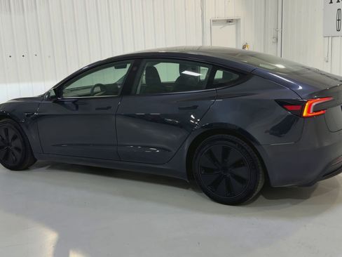 Used 2025 Tesla Model 3 Long Range image 5
