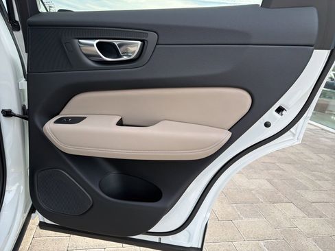 New 2026 Volvo XC60 B5 Core image 23