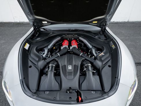 Certified 2024 Ferrari Roma Spider image 20