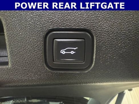 Used 2024 Chevrolet Traverse RS w/ LPO, Floor Liner Package image 35