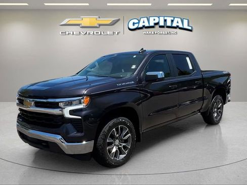 Used 2023 Chevrolet Silverado 1500 LT AWD/4WD image 1