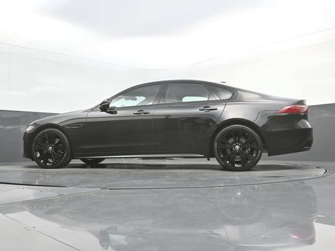 Certified 2024 Jaguar XF R-Dynamic SE AWD/4WD image 40