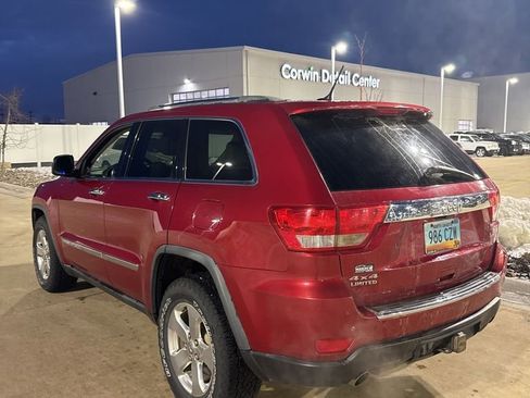 Used 2011 Jeep Grand Cherokee Limited w/ Luxury Group II image 7