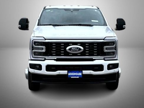 Used 2026 Ford F350 Platinum image 2