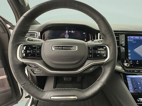 Used 2023 Jeep Grand Wagoneer Series II AWD/4WD image 20