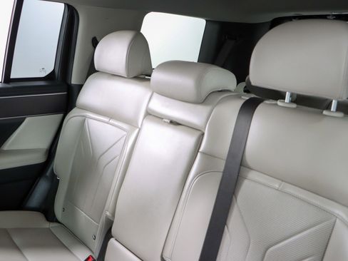 Used 2024 Hyundai Santa Fe SEL image 24