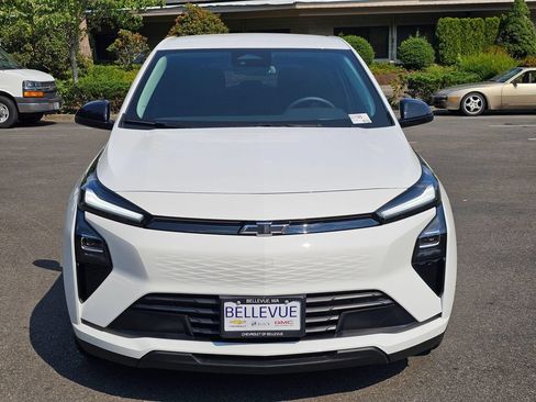 New 2027 Chevrolet Bolt LT w/ Comfort Package FWD image 8
