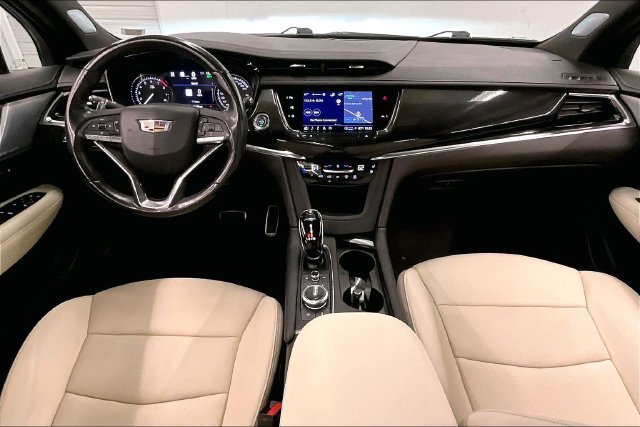 Used 2024 Cadillac XT6 Sport w/ Technology Package AWD/4WD image 18