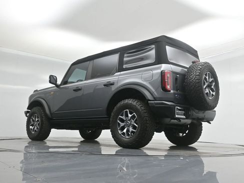 Certified 2023 Ford Bronco Badlands image 54