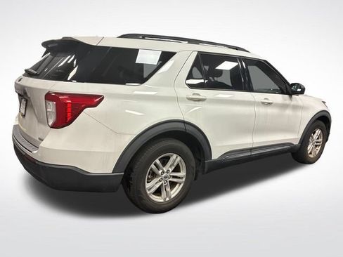 Used 2020 Ford Explorer XLT RWD image 5