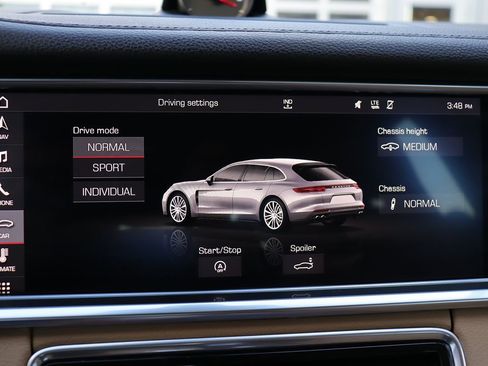 Used 2018 Porsche Panamera 4 image 29