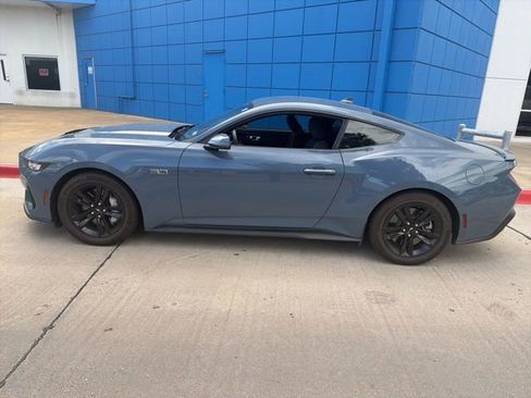 Used 2024 Ford Mustang GT RWD image 8