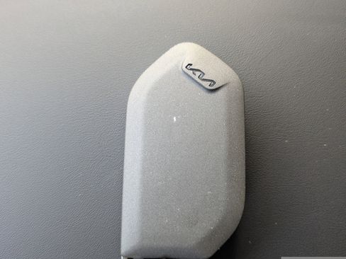 New 2025 Kia Telluride LX image 38