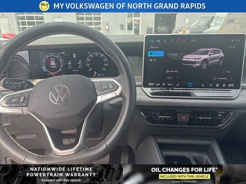 New 2026 Volkswagen Tiguan S AWD/4WD image 13