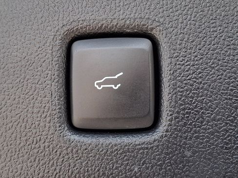 Certified 2022 Ford Escape SEL AWD/4WD image 30