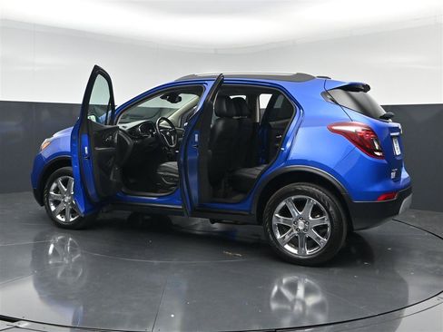 Used 2018 Buick Encore Premium w/ Experience Buick Package AWD/4WD image 38