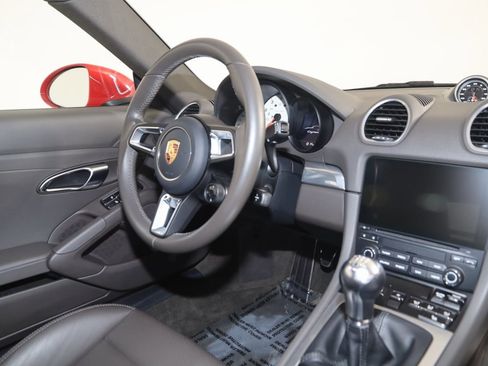 Used 2023 Porsche 718 Cayman S w/ Sport Chrono Package image 76