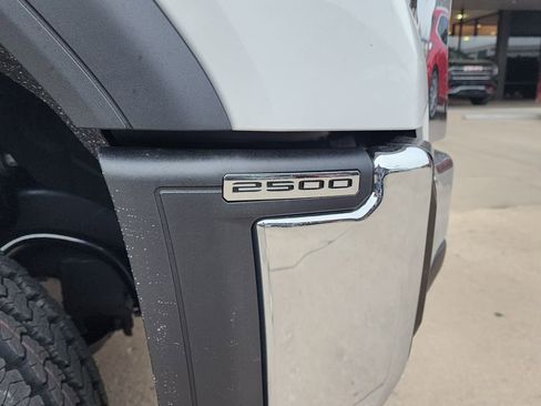 New 2026 GMC Sierra 2500 Pro w/ Convenience Package AWD/4WD image 12