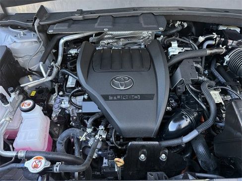 Used 2025 Toyota Grand Highlander AWD Hybrid image 37