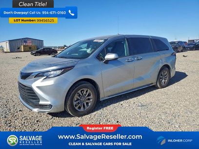 Used 2021 Toyota Sienna LE