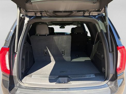 Used 2024 GMC Yukon Denali AWD/4WD image 32