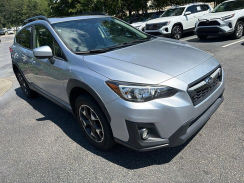 Used 2020 Subaru Crosstrek 2.0i Premium w/ Moonroof Package 1 AWD/4WD image 4