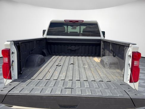 Used 2025 Chevrolet Silverado 3500 High Country w/ High Country Premium Package AWD/4WD image 28