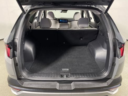Used 2025 Hyundai Tucson SEL FWD image 10