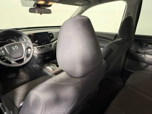 Used 2023 Honda Ridgeline Sport image 37