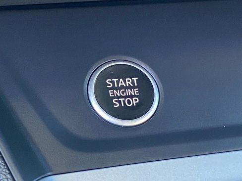 Used 2021 Audi Q3 2.0T Premium w/ Convenience Package image 17