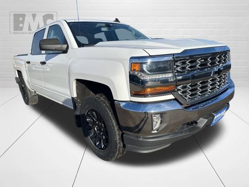 Used 2016 Chevrolet Silverado 1500 LT w/ All Star Edition image 3